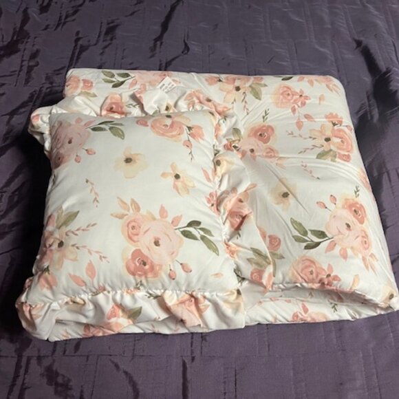 Child's 2 Piece Floral Blanket & Pillow Set Throw Bedding 32.5" x 42" LIKE NEW - Picture 4 of 15